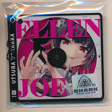 C107　エレン　アクリルキーホルダー